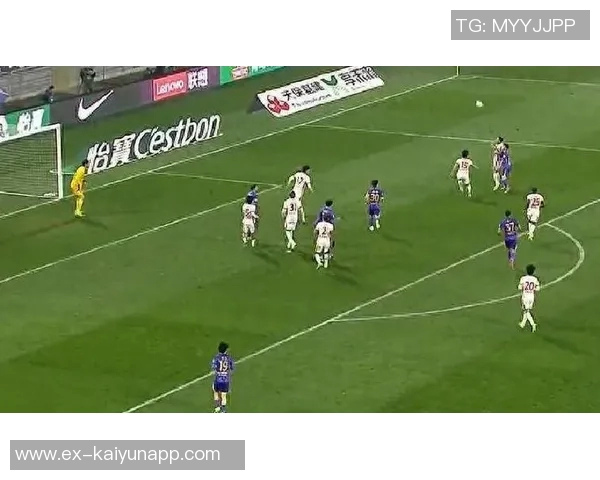 芬奇坦言球队对手速度过于敬畏强调持球压迫需加强