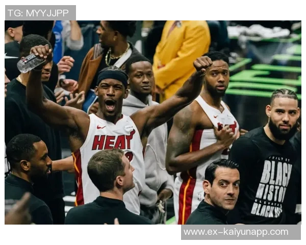 巴特勒分享队内氛围:笑声与玩笑交织展现篮球的真实魅力 巴特勒分享队内氛围:笑声与玩笑交织展现篮球的真实魅力