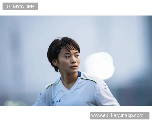 王霜再创辉煌31岁斩获2025中国女子金球奖成就新高